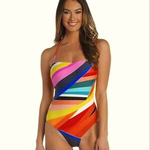 LA BLANCA One Piece Swimsuit